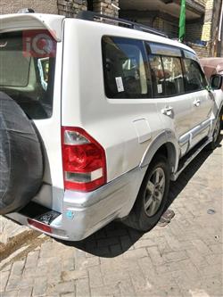 ميتسوبيشي باجيرو